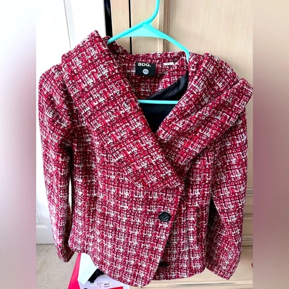 Jacket - Picture 1 of 2